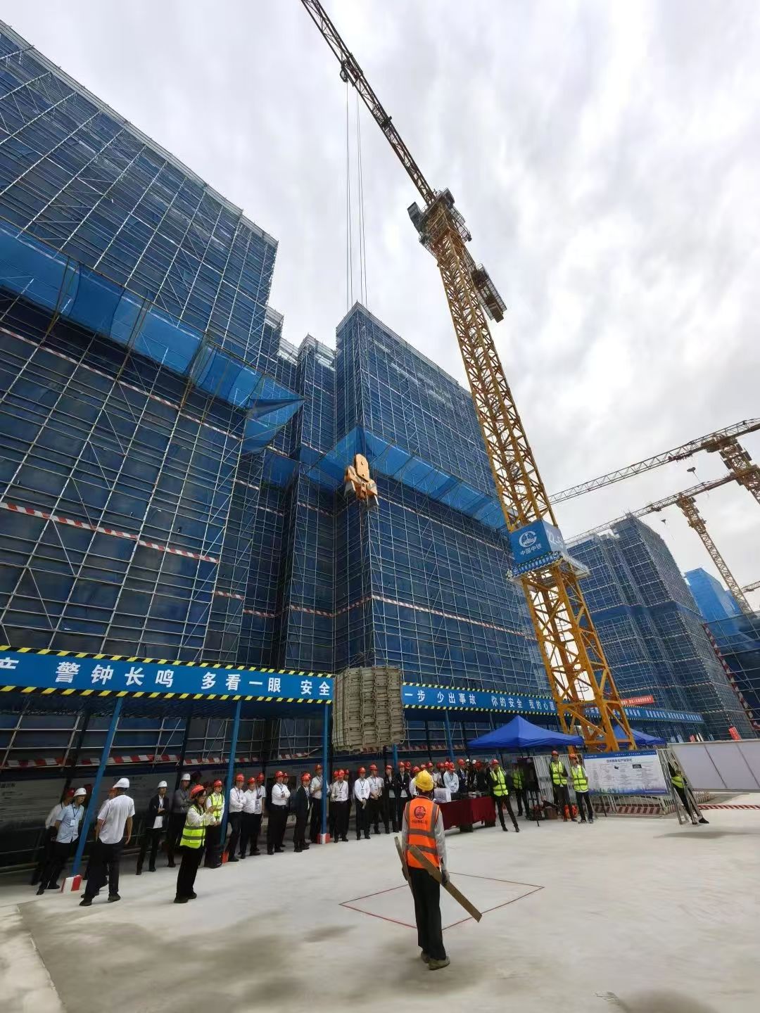 上海2.jpg 上海2.jpg